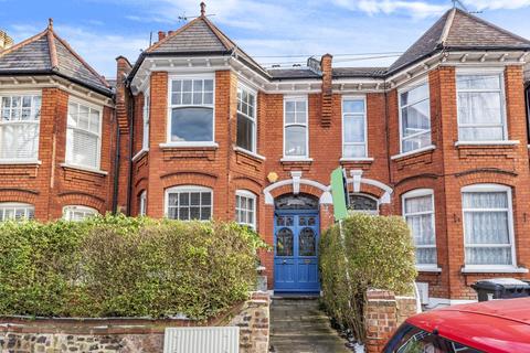Flat 2, 68 Windermere Road, London, N10 2RG