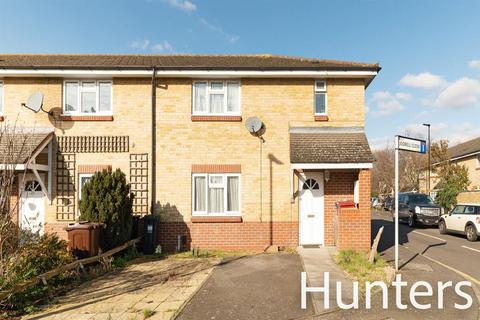 22 Blenheim Way, Isleworth, TW7 5TB
