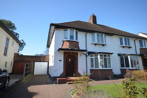 16 Cedarhurst Drive, London, SE9 5LP