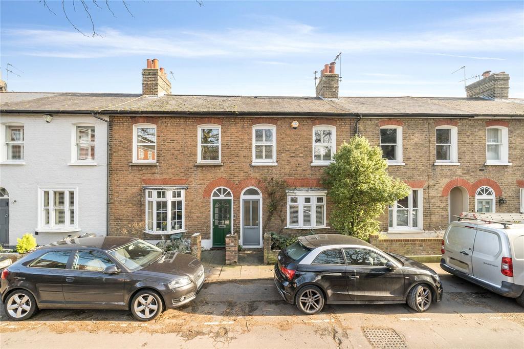 Evelyn Terrace, Richmond, Surrey, TW9 2 bed house £870,000