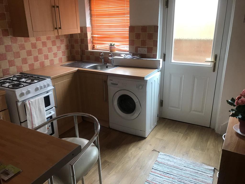 Spring Street, Barnsley, Barnsley, South Yorkshire, S70 2 bed terraced