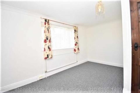 20 Kirkham Street, London, SE18 2JU