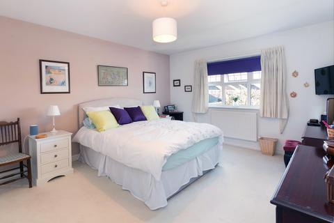 92 Broadmanor, Pocklington, York, YO42 2GB