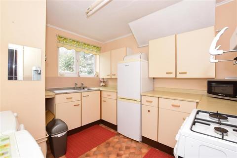 7 Landscape Road, Woodford Green, IG8 9AU