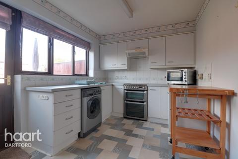 15 Hayes Road, Greenhithe, DA9 9DS