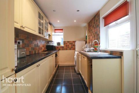 1 bedroom in a house share to rent, Leavesden Road, Watford