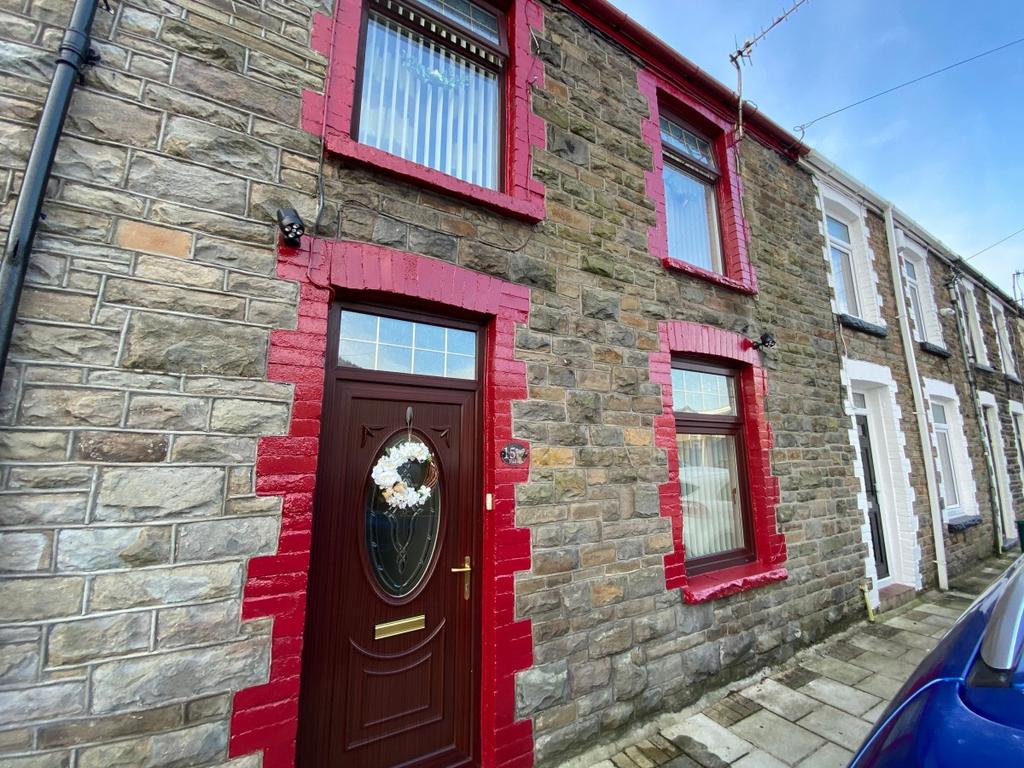 Porth Porth 2 bed terraced house for sale £99,950