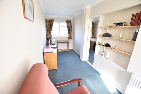 37 Hereford Road, Feltham, TW13 5BU