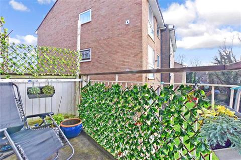 30 Alexandra Gardens, Carshalton, SM5 4LJ