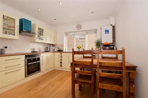 30 Alexandra Gardens, Carshalton, SM5 4LJ