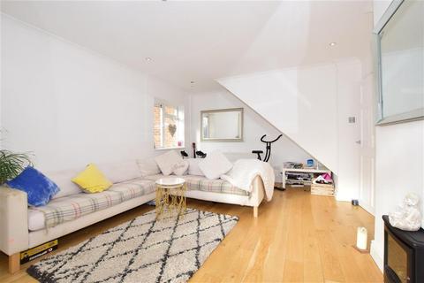 30 Alexandra Gardens, Carshalton, SM5 4LJ