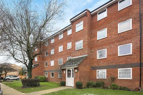 2 bedroom flat to rent, Regency Court, Park Close, Hackney, London, E9