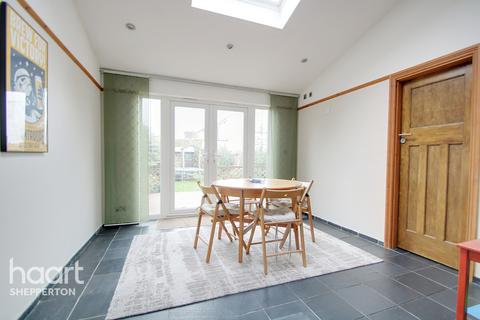 90 Nursery Road, Sunbury-on-thames, TW16 6LY