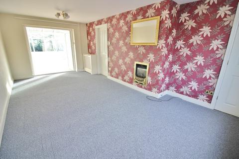 3 bedroom terraced house to rent, Heathfield Road, Birkdale, Southport, PR8