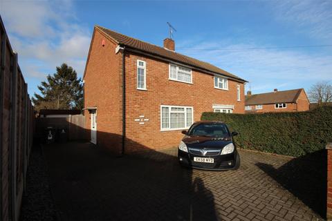 3 bedroom semi-detached house for sale, Lyneham Road, Bedfordshire LU2