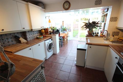 3 bedroom semi-detached house for sale, Lyneham Road, Bedfordshire LU2