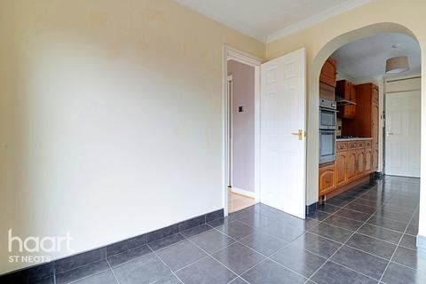 24 Arundel Crescent, Eynesbury, St Neots, PE19 2SL