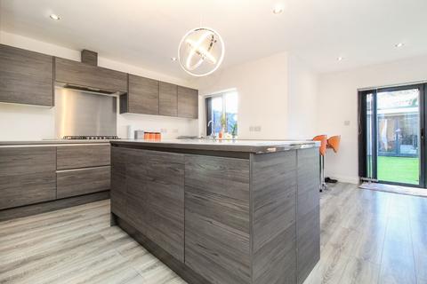 4 Wingfield Close, Bedford, MK40 4PB