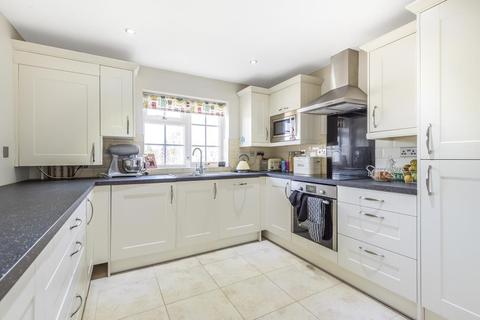 16 Balmoral, Maidenhead, SL6 6SU