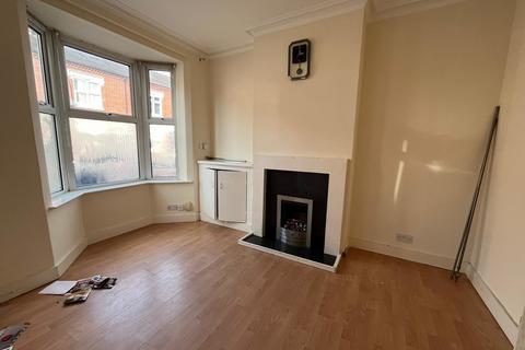 3 bedroom terraced house to rent, Cranmer Street, Leicester