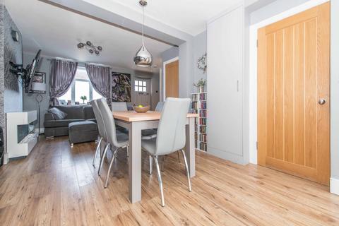 29 Welhouse Road, Carshalton, SM5 1RS
