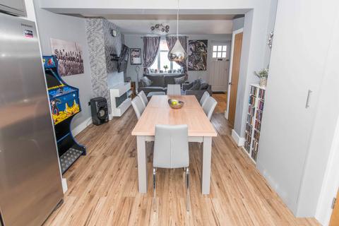 29 Welhouse Road, Carshalton, SM5 1RS