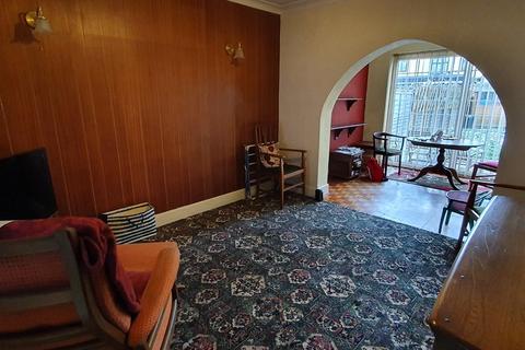 122 Shirley Gardens, Barking, IG11 9XA