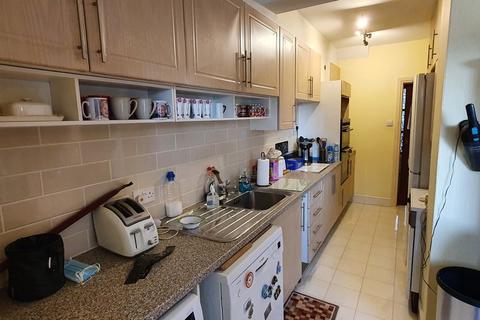 122 Shirley Gardens, Barking, IG11 9XA