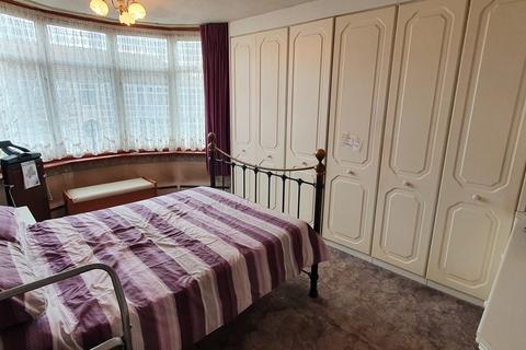 122 Shirley Gardens, Barking, IG11 9XA