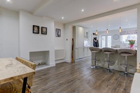 14 Castle Street, Astwood Bank, Redditch, B96 6DP
