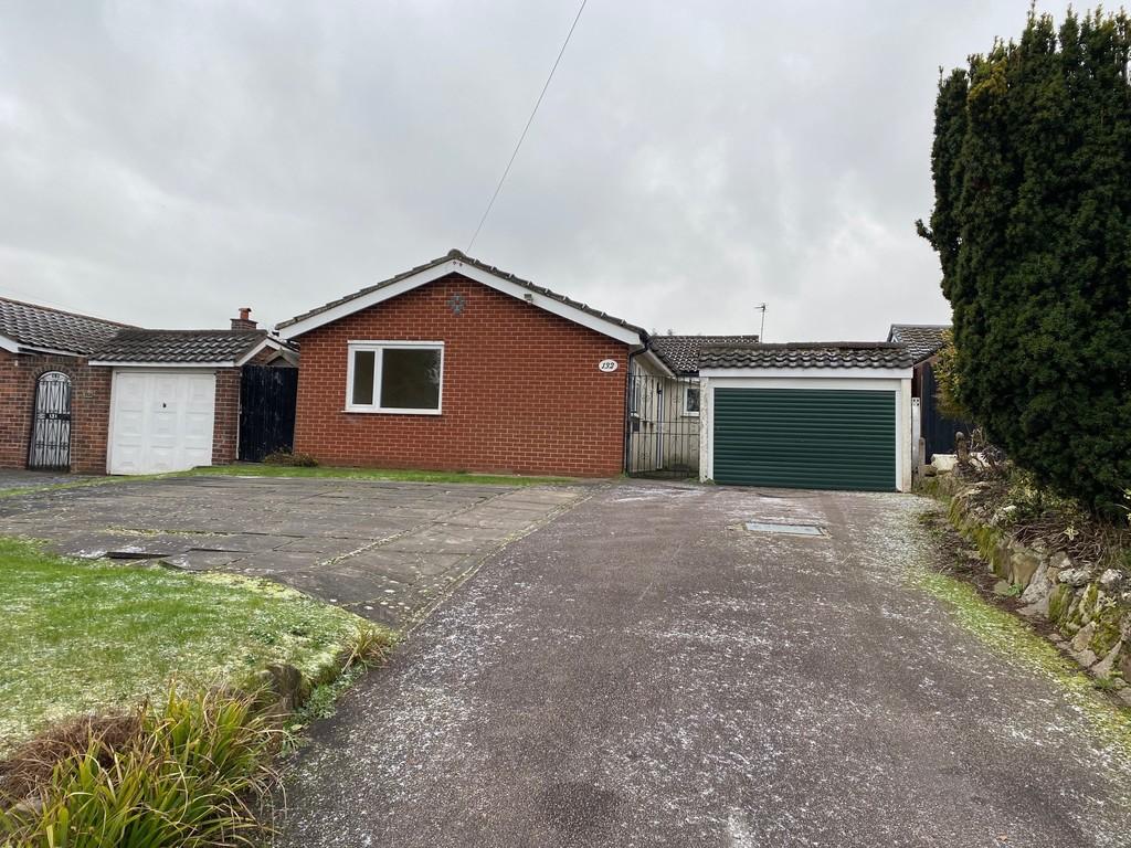 Newton Road, BurtononTrent 3 bed detached bungalow £230,000