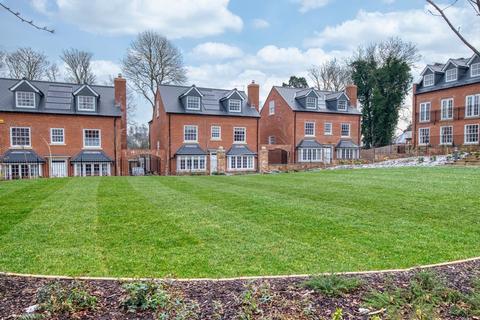 6 Burlingham Square, Worcester, WR5 1EQ