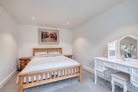 6 Burlingham Square, Worcester, WR5 1EQ