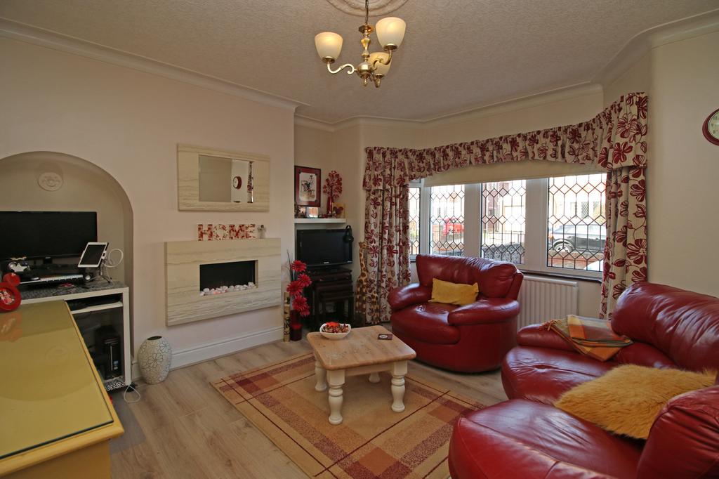 Winsford Crescent, ThorntonCleveleys, FY5 4 bed semidetached house