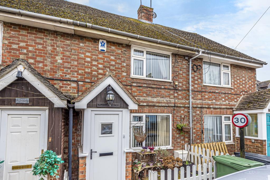 Long Wittenham, Oxfordshire, OX14 2 bed cottage £300,000