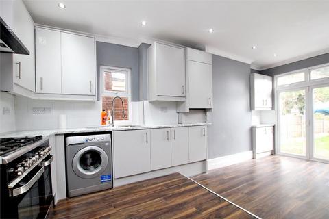 4 bedroom terraced house to rent, Wynndale Road, London