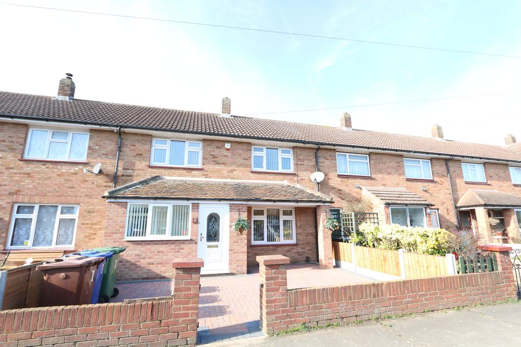 St Francis Way Chadwell St Mary 3 Bed Terraced House £325 000