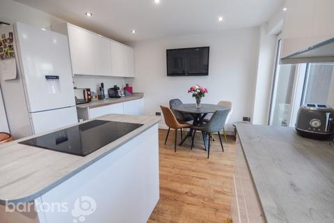 75 Hall Road, Rotherham, S60 2BW