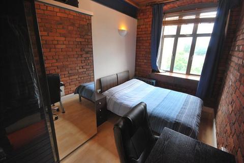2 bedroom apartment to rent, Cambridge Street, Manchester, M1 5GF