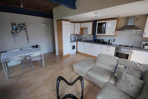 2 bedroom apartment to rent, Cambridge Street, Manchester, M1 5GF