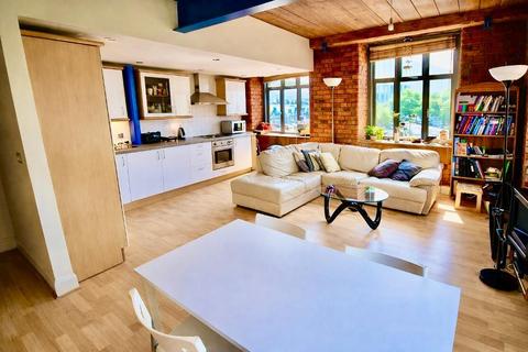 2 bedroom apartment to rent, Cambridge Street, Manchester, M1 5GF