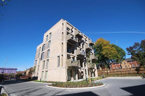 2 bedroom apartment to rent, City Road, Hulme, Manchester, Lancashire, M15 5GG