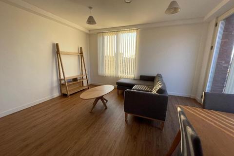 2 bedroom apartment to rent - Stretford Road, Manchester, M15 5GF