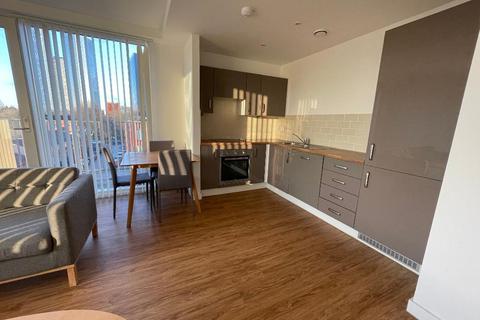 2 bedroom apartment to rent - Stretford Road, Manchester, M15 5GF