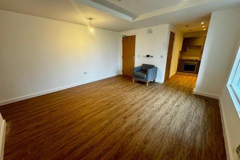 2 bedroom apartment to rent, Leaf Street, Manchester, M15 5GA