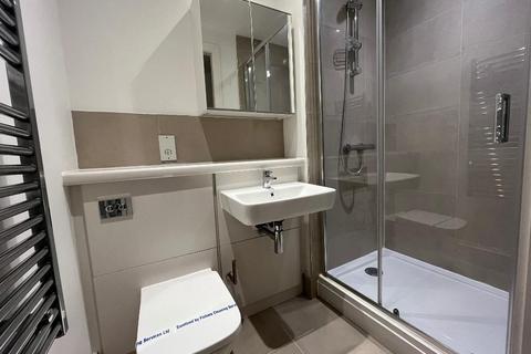 2 bedroom apartment to rent, Leaf Street, Manchester, M15 5GA