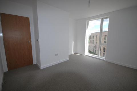 2 bedroom apartment to rent, City Road, Hulme, Manchester, M15 5GG