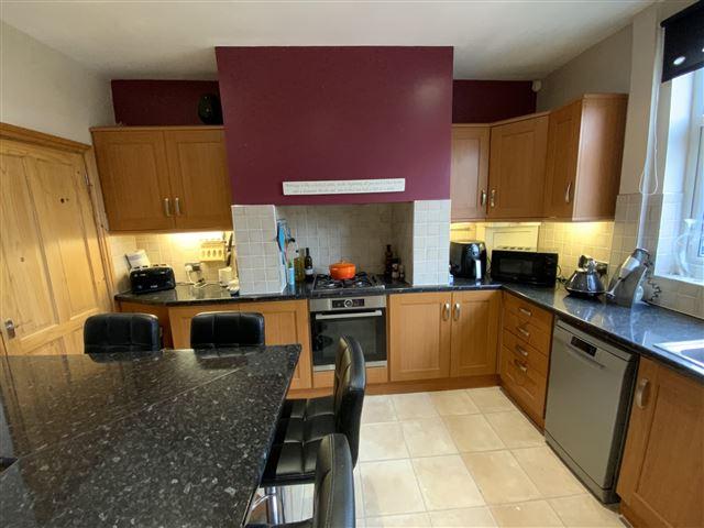 Kitchen dining room