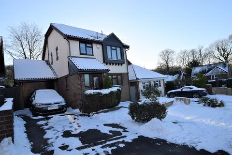 3 Abigail Crescent, Walderslade, Chatham, ME5 9DZ