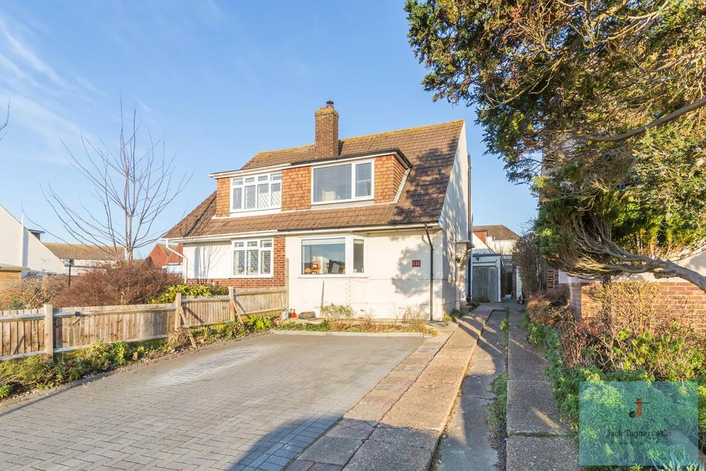 Graham Avenue, Portslade, Brighton, BN41 3 bed semidetached house £